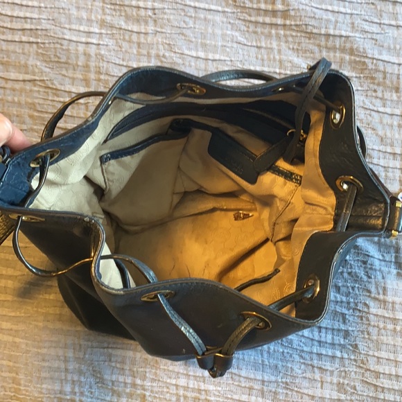 Michael Kors Bucket Bag - Picture 3 of 4